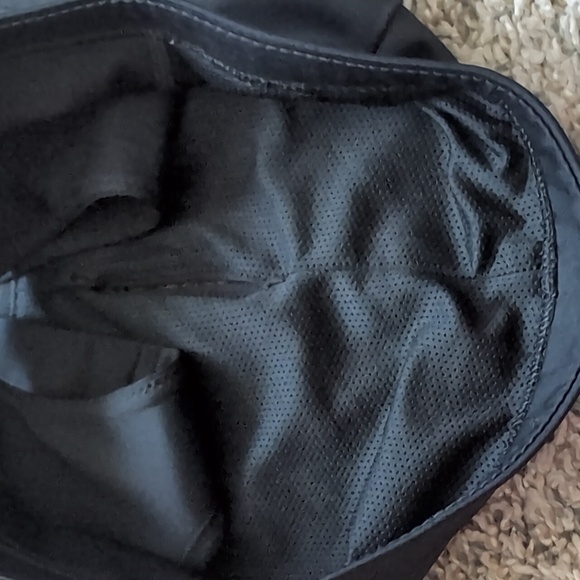 Nike Women's Sports Bra - Picture 4 of 5